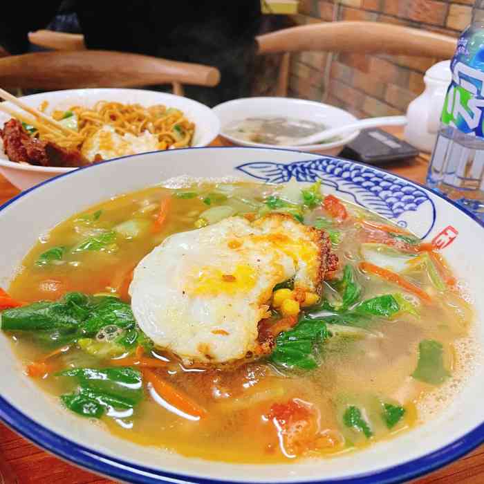 高兴面馆-"皮卷面是我最爱的,高兴面馆的皮卷面里有肉.