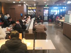 大堂-麦当劳(田林好又多店)