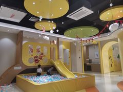 -贝思特蒙特梭利早教新区旗舰中心(苏州新区复悦城店)