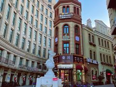 -鲁邦国际风情街(麦世达韩国精品百货店)