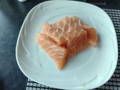 -亚洲国际大酒店·云顶阁旋转自助餐厅