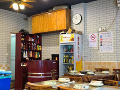 -贺记湘菜馆(东体育会路店)