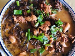 -华龙特色大骨鸡农家菜馆