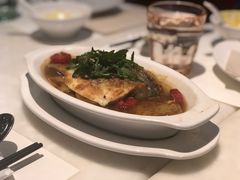 焗烤鲈鱼配洋葱土豆-港丽餐厅(高德置地店)