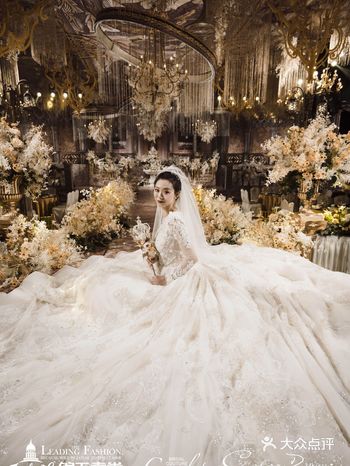 惊艳所有人的超长奢华主纱 | 合肥婚纱礼服