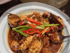 鲍鱼焖鸡-菲乐餐厅(三十年经营·湖滨路店)