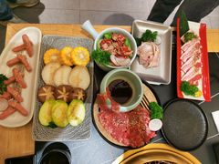 -極屋鮨牛 · 烧肉酒场(时代C馆店)