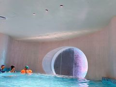 -涨巢·潮玩水疗局