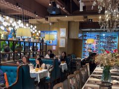 -领鲜活海鲜榴莲自助火锅(东门店)