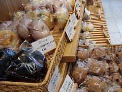 -提亚烘焙·手作面包·生日蛋糕(七星店)