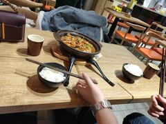 -极有家小鱼小鸡石锅煲(佳兆业店)