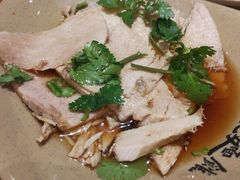 -亮亮面馆(经六路店)