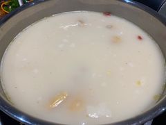 -煲王粤菜餐厅(中侨中心店)