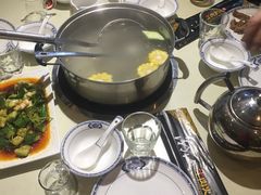 -潮汕牛肉火锅