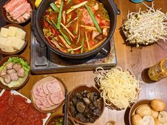 -黔有有贵州酸汤夺夺粉火锅(五味十字店)
