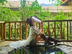 -天门沟九州驿站树上汤泉