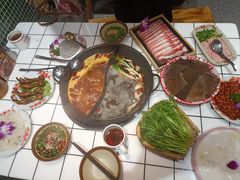 -伍师兄市井火锅(东部星悦天地店)