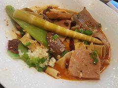 -成都你六姐·牛肉冒菜(城市集市合生汇店)