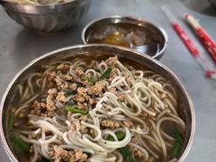 -正宗杨记普洱酸醋米线(总店)