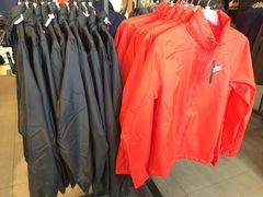 -NIKE北京马连道换季优惠店
