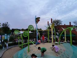 -季高兔窝窝亲子园(上海薰衣草公园店)