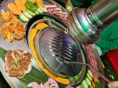 -哈哈碳都·牛肋条无限自助烤肉(宝龙店)