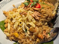 -大头虾越式风味餐厅(光明广场店)