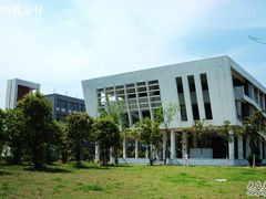 -安徽新华学院