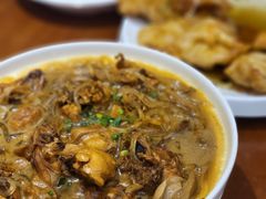 小鸡炖蘑菇粉条-李老哈·东北菜(宋园路店)