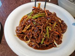 -刘胖子家常菜·蹄花焖藕(中央花园店)
