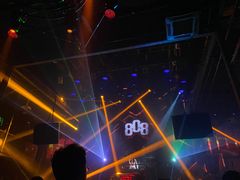 -808 LiveHouse