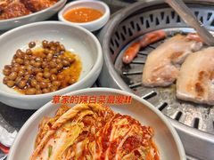 -草家酱蟹炭火烤肉店(珲春南路一店)