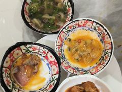 -金马门国际美食百汇(珞喻路店)