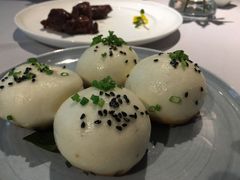 生煎馒头-屋里厢上海菜馆