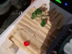 -老牌坊云南鱼豆花火锅(哈西万达店)