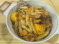 -内蒙焖面大盆骨餐馆(山大路店)