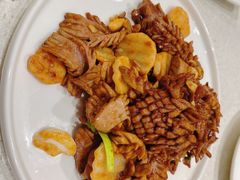 -闫府私房菜(经四路万达店)