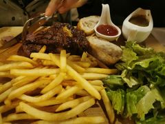 -火车头法国西餐厅