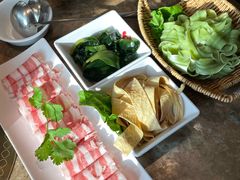 -七欣天香辣蟹火锅(上海银亿滨江店)