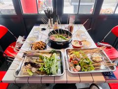 -九街淑芬掌中宝串串公司(内街文化创意园店)