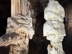-波斯托伊纳溶洞