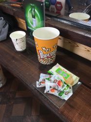 -镁连社·美联社