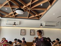 大堂-天天鲜面馆(衡山路店)