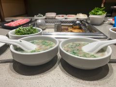 -海底捞火锅(金山百联店)