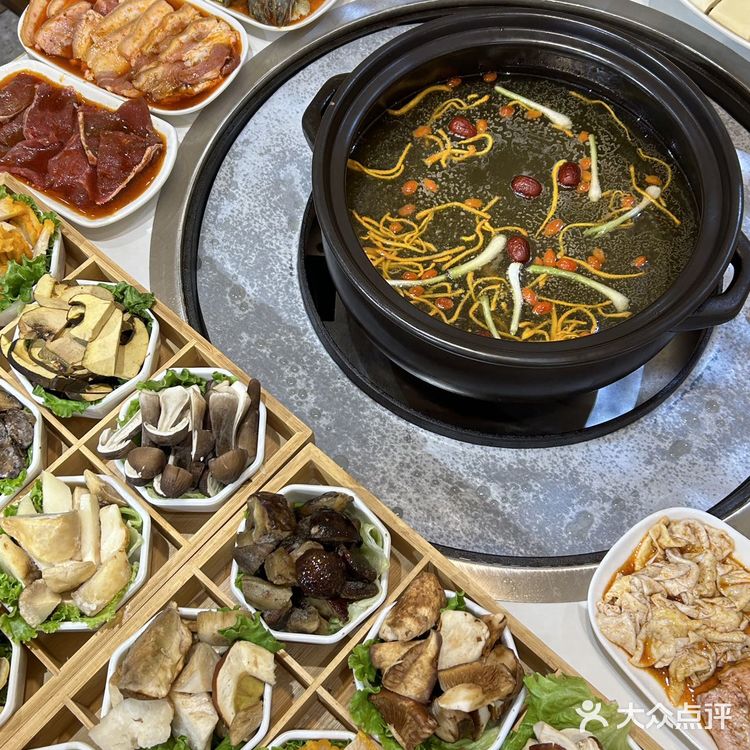 艾特你的饭搭子请你吃 好吃上瘾的火锅店推荐