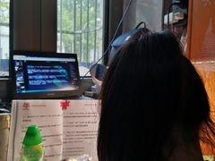 -LILY英语思维馆(花园村店)