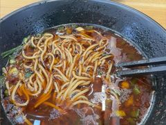 -丽影重庆小面(定西路店)