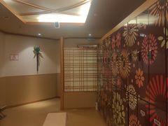 -汤泉良子.足疗按摩.SPA(中关村店)