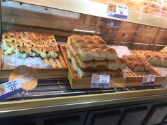 -昆明冠生园·蛋糕·面包(南强街店)