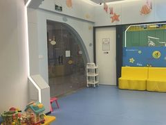 -极橙儿童齿科矫正中心(奥城店)